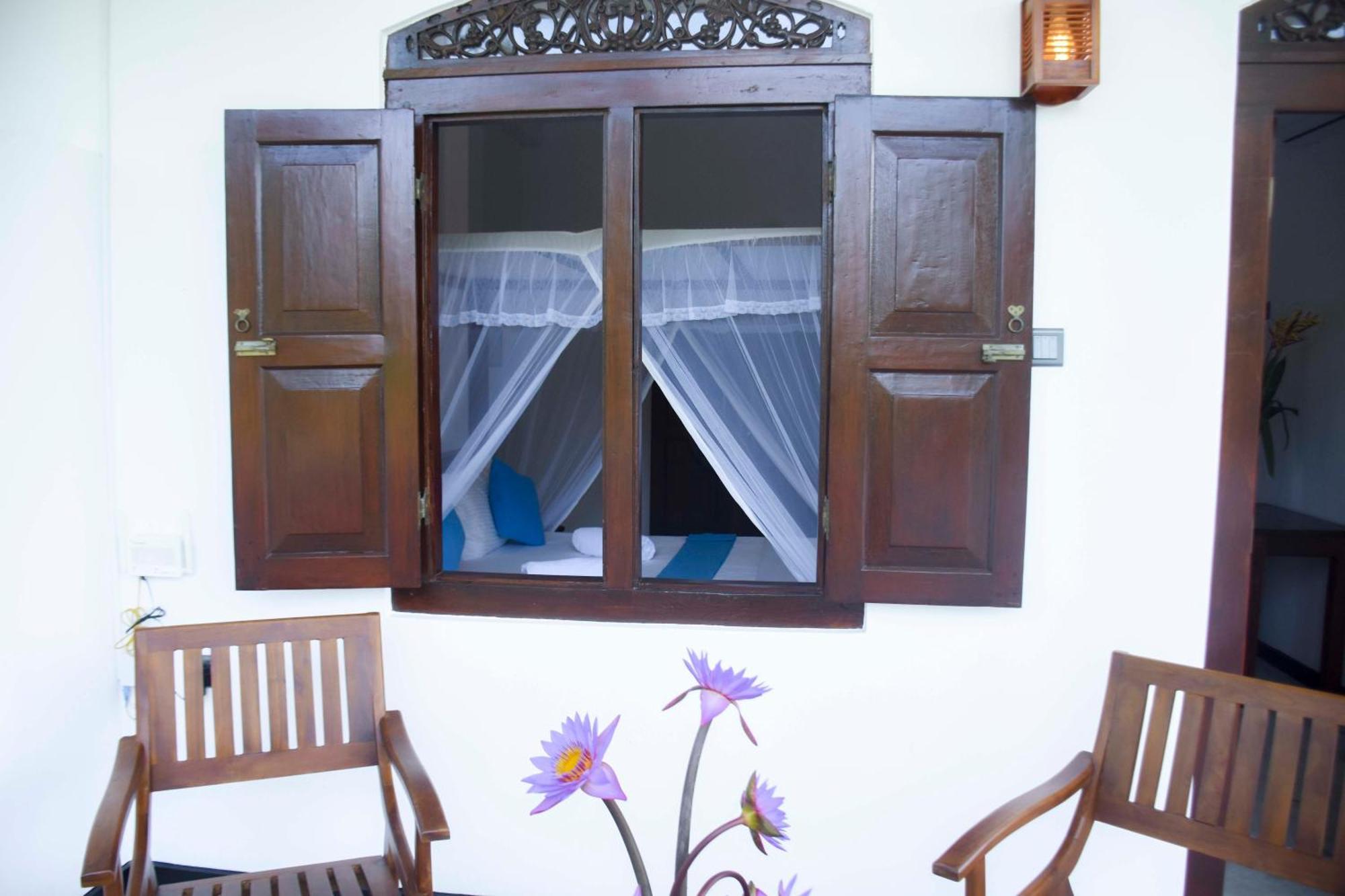 The Ceylon Lazy Lagoon Mirissa Exterior photo